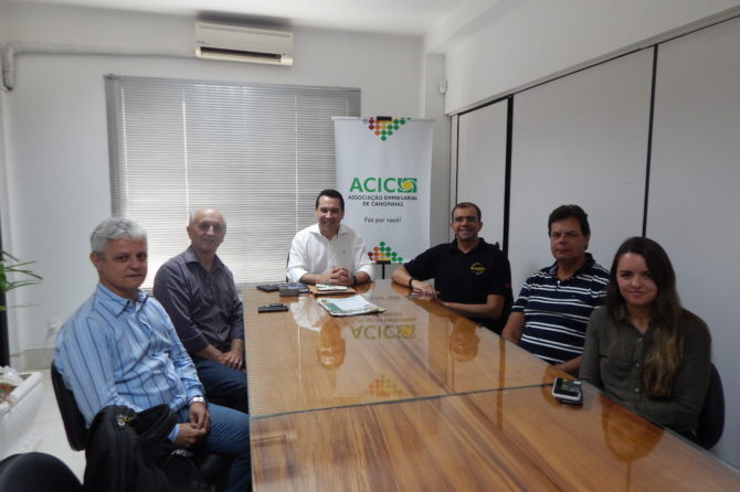 Presidente da ACIC recebe representantes da Pif Paf Alimentos